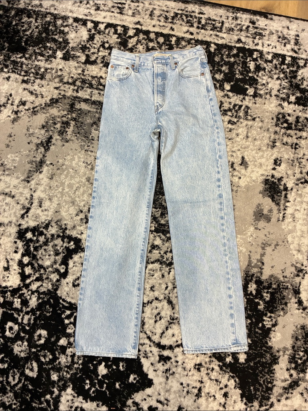 Levi’s Ribcage Straight 25x31 light blue wash